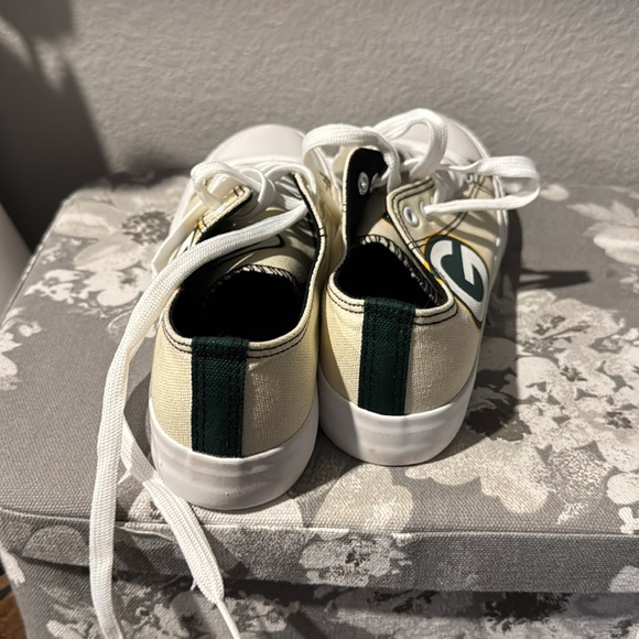 Green Bay Packers FOCO sneakers - Picture 3 of 3